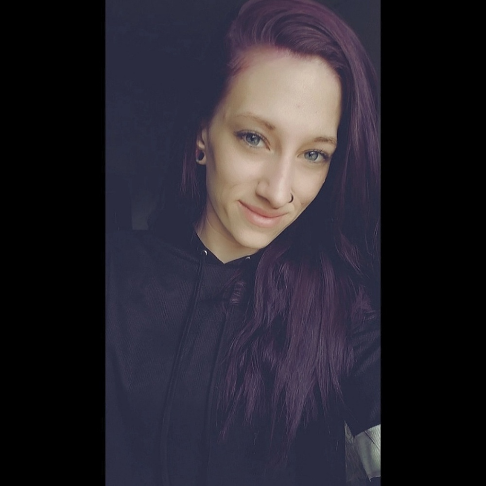 Meet your Posher, Sierra